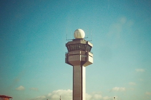 Más tamaños | sp | Flickr: ¡Intercambio de fotos! #airport #tower #architecture #landscape