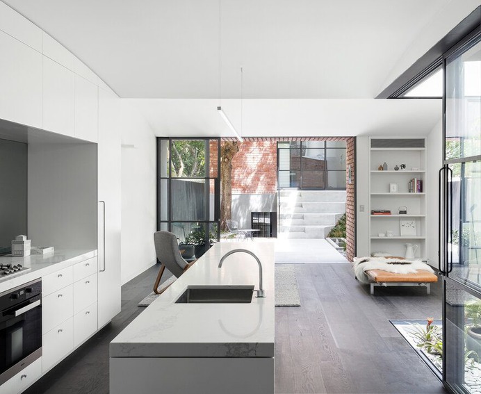 Glebe Red House / Benn & Penna Architects