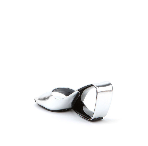 Möbius by Rem D. Koolhaas #minimalist #design #shoe