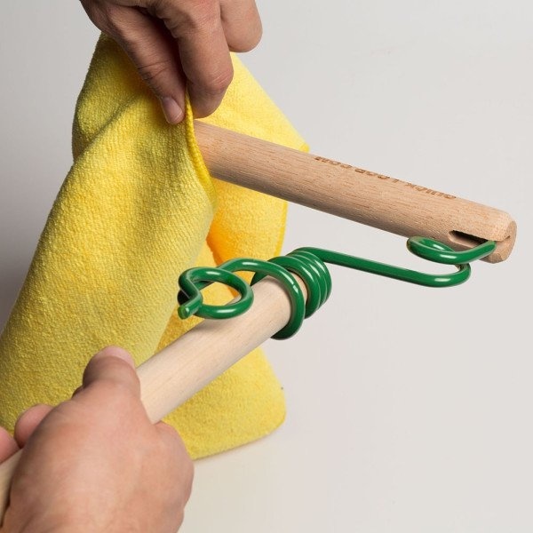 Attach any rag or cloth to create a versatile mop. #design #product #modern
