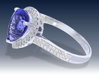 Ring: edler, sehr hochwertiger Goldschmiedering mit schönem Tansanit guter Qualität, ungetragen