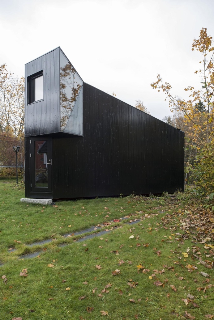 Writer's Cottage 2