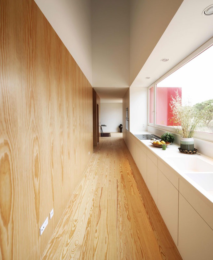 All-Red House 3000 in Portugal - #architecture #house #home #decor #interior