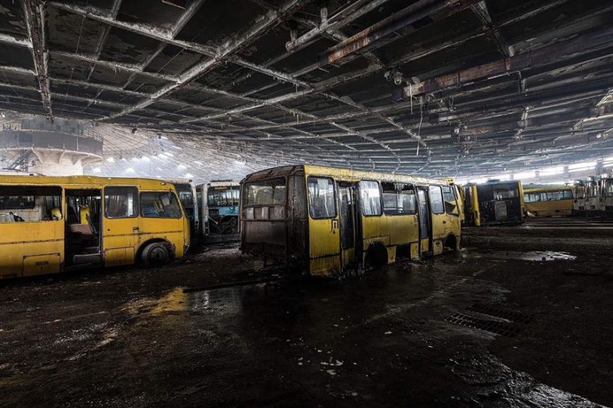 Stunning Abandoned Photography by Bob Thiss