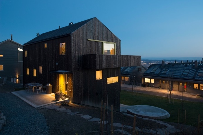 Single family wooden house "on top of Oslo"