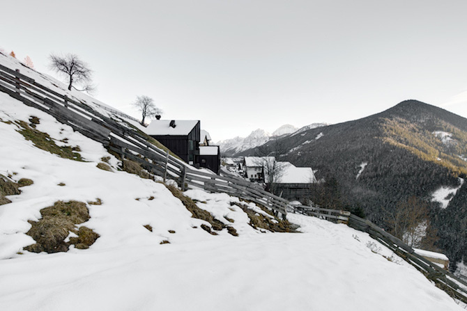 Wohnhaus Pliscia 13 – Padevilla Architects #wood #photography #architecture #mountains
