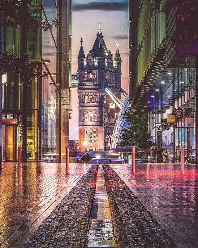 Stunning London's Street Snapchats by Nige Levanterman