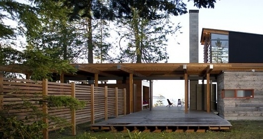 BodegaHouse.jpg 652×348 pixels #modern #architecture #fence #deck