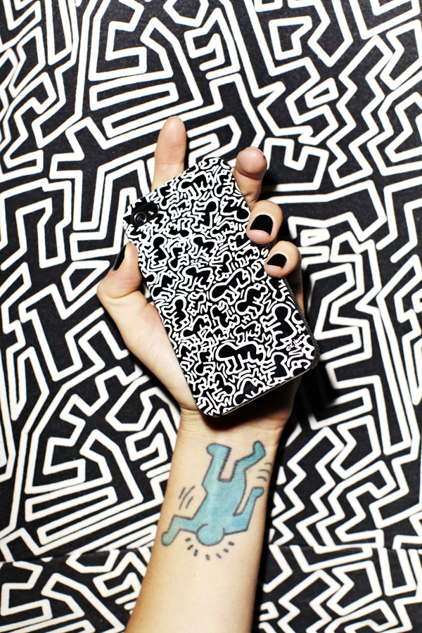 NASTY GAL Keith Haring #white #phone #black #cover #tattoo #keith #art #and #haring #nasty #gal