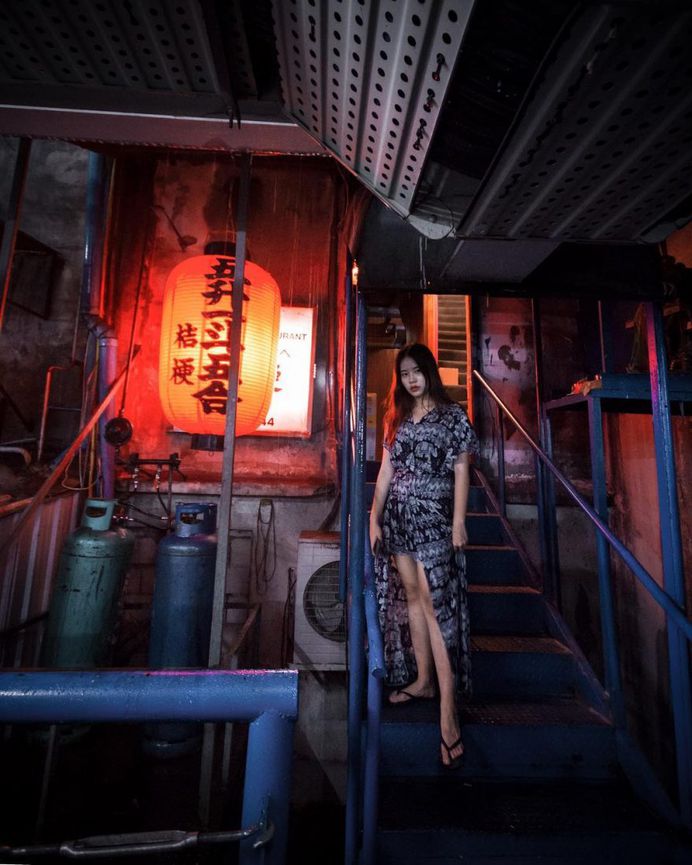 Cyberpunk Shanghai: Urban Photography by Victor Chiang