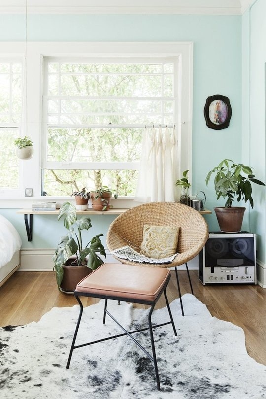 Work Around the Weird: Design Ideas for Tricky-to-Decorate Spaces | Apartment Therapy #interior #apartment #design #teal