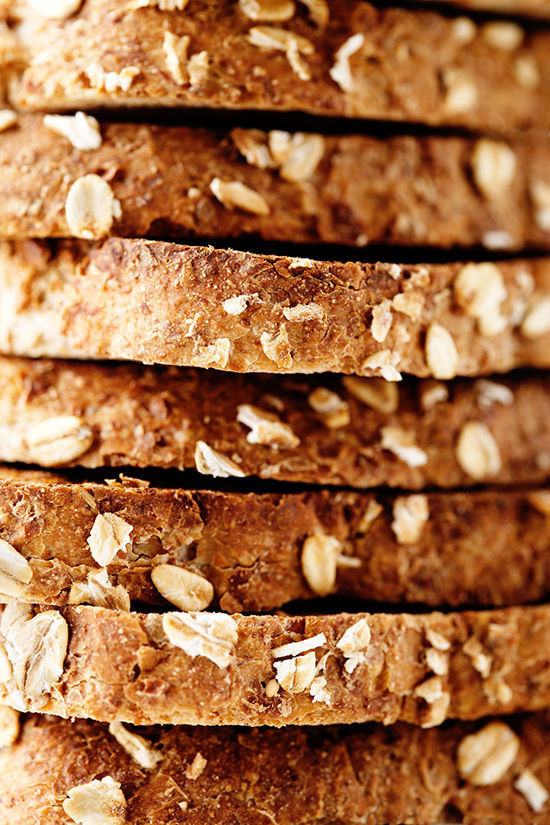 simple breakfast recipe | designlovefest #oats #food #crust #brown #light #bread #wheat