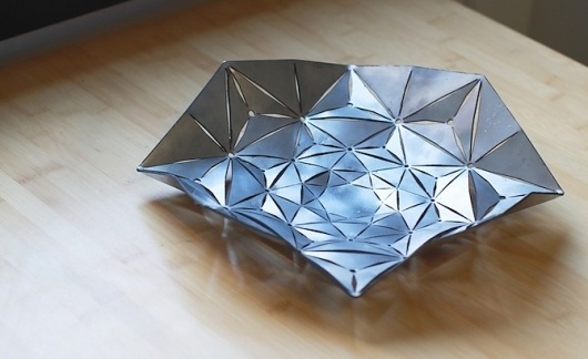 metalworking - Carly Ayres #metal #lasercut #bowl