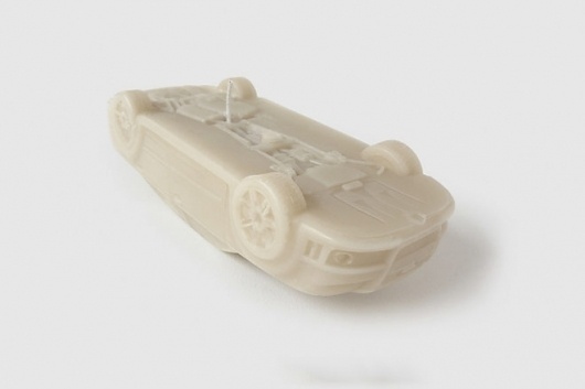 burningcar_01.jpg (Image JPEG, 660x440 pixels) #design #sculpture #art