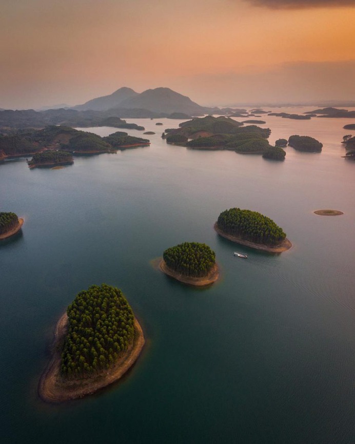 Wonderful Travel and Landscape Photography by Ewold Kooistra