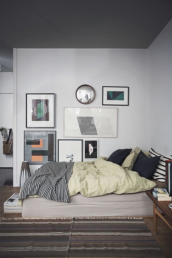 One Pic Wednesday: Saša Antić's home in Hej Kreativa Hem - emmas designblogg #bed #apartment #studio