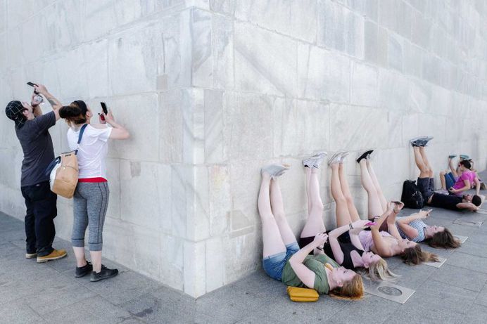 #OurStreets: Brilliant Street Photography by Cedric Roux