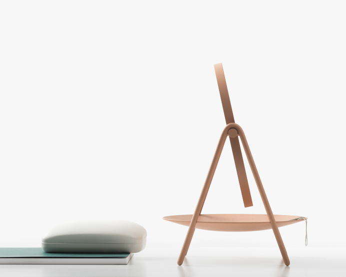 Elli Mirror by Knauf & Brown