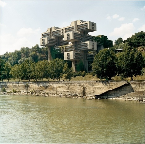 PingMag - The Tokyo-based magazine about "Design and Making Things" » Archive » Frederic Chaubin: Soviet SF Style #russia #architecture