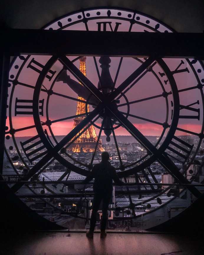 Dreamlike and Moody Street Photography by Tatiana Liccia