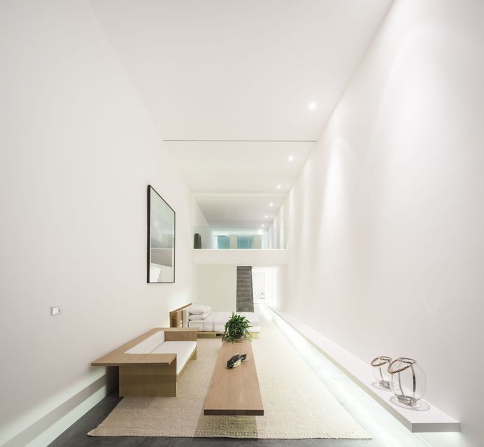 Seaside Villa by Shinichi Ogawa & Associates