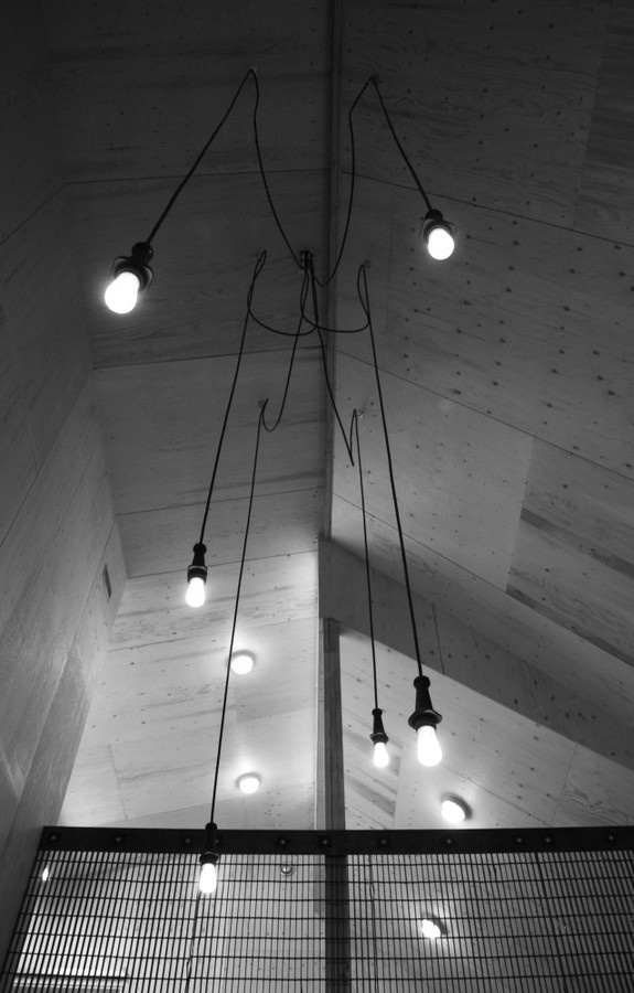 Moore Studio / Omar Gandhi Architect #raw