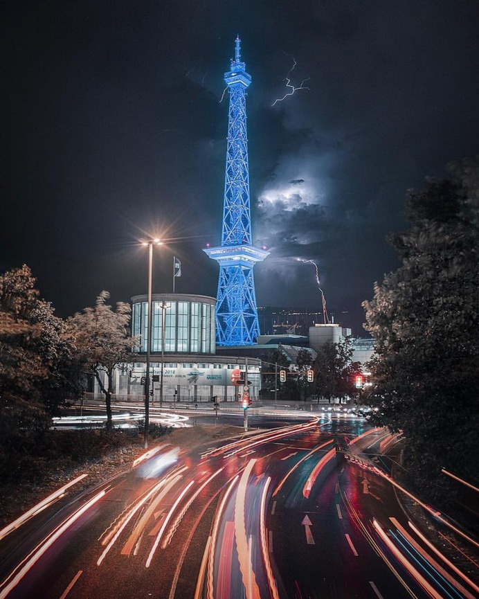 Vibrant Urban Photos in Berlin by Vitaly Rubtsov