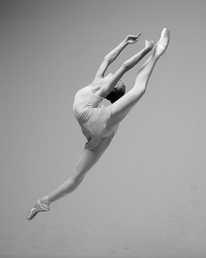 Meet Darian Volkova, The Master of Russian Classical Ballet Photography