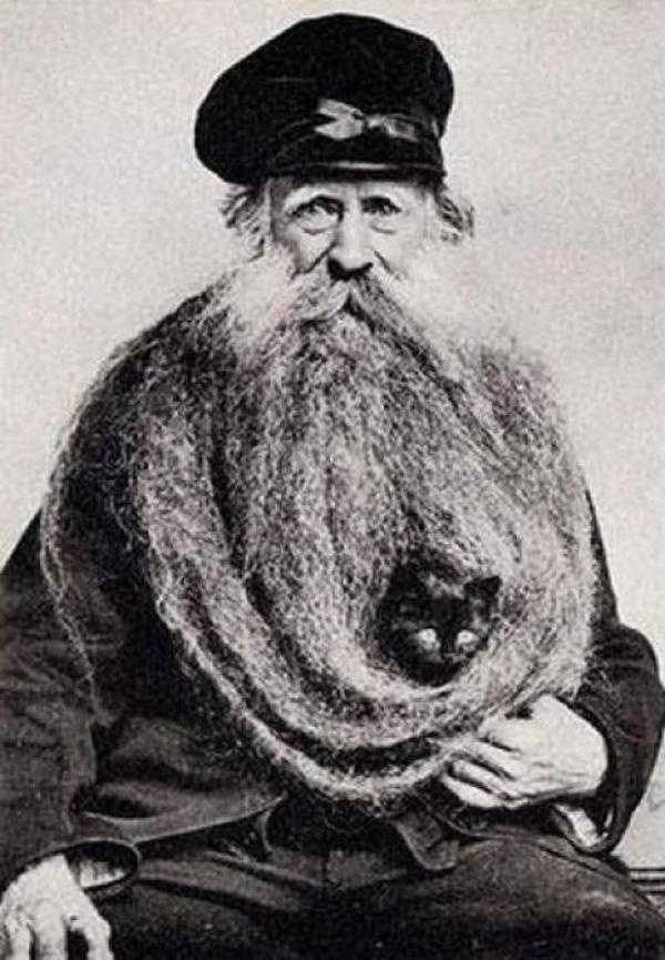 Weird and funny retro photos #photo #beard #retro #cat #portrait #man