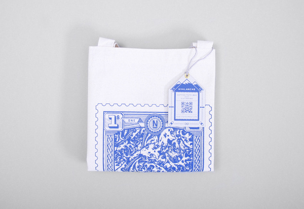 Avalance tote #print #design #graphic #identity #blue