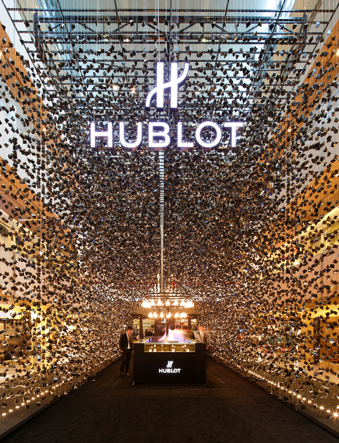 Hublot's first pop-up store by Asylum #interior #lighting #popup