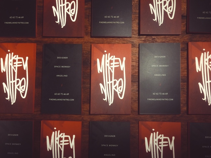 #mikeynitro #personalbranding #graphicdesign #businesscards