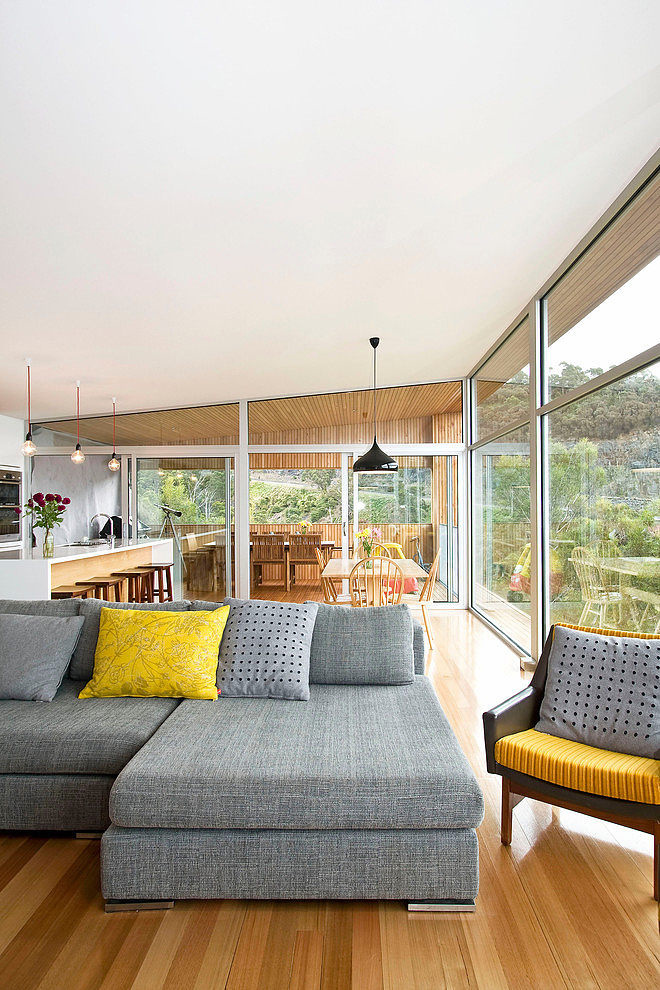 Wood house with single level #interiordesign
