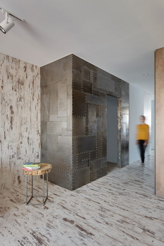 Minimalist Flat in Kiev – Wood and Steel by Nelly Prodan Designs