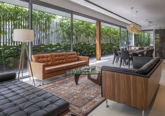 Sunny Side House by Wallflower