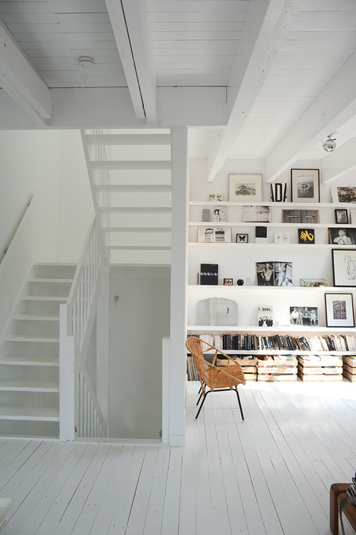 Interior - Amsterdam #interior #white #wood #minimal #shelves