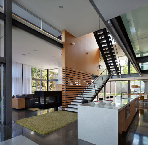 On Display / found at http://bit.ly/se6FL7 #home