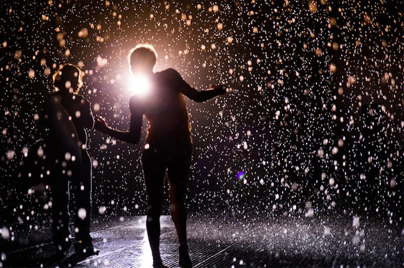 Post image for Exhibit We Love: The Rainroom By Random International #rain