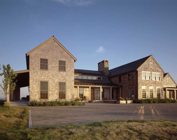 Stuart Silk Architects Designs Useless Bay Beach House, a Waterfront Retreat