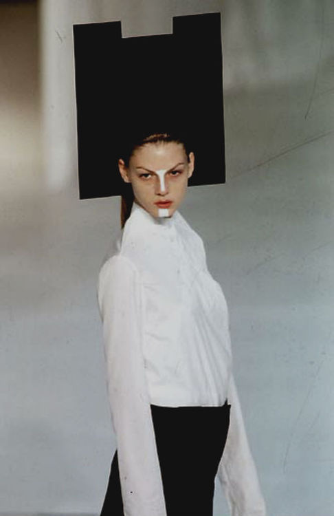 Hussein Chalayan Spring 1998 #fashion #chalayan #art #hussein
