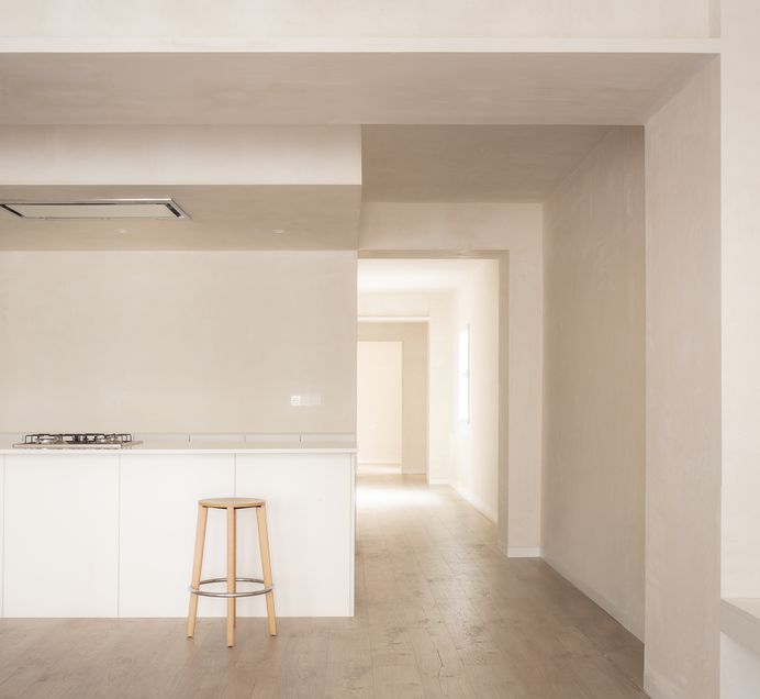 JJ Apartment by Carlos Segarra