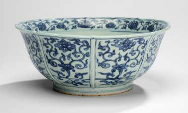 Large under glaze blue bowl with Lotus decor #Sets #Tea sets #Porcelain sets #Antique plates #Plates #Wall plates #Figures #Porcelain figurines #porcelain