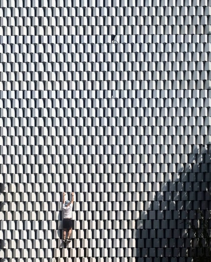Creative and Minimalist Architecture Photography by Andrea Boni