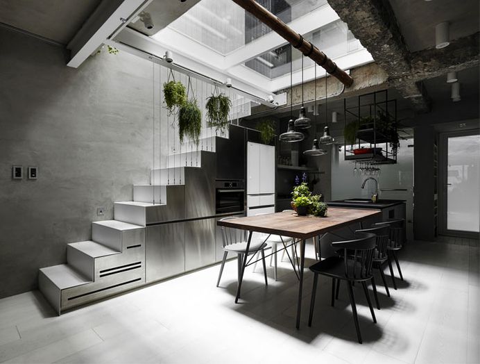 Taipei House Clad in Metal - InteriorZine