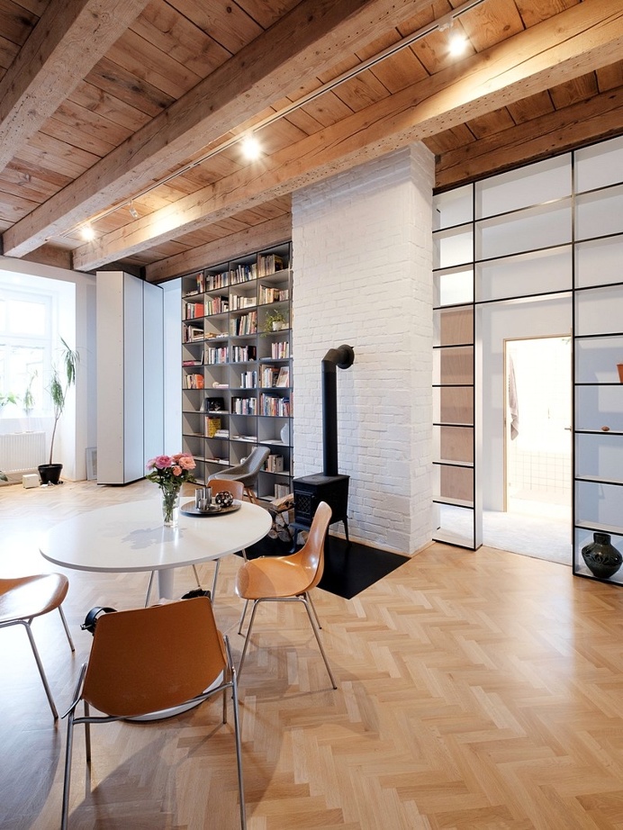 100 sqm Apartment Designed in a Former Monastery / JRKVC Architects