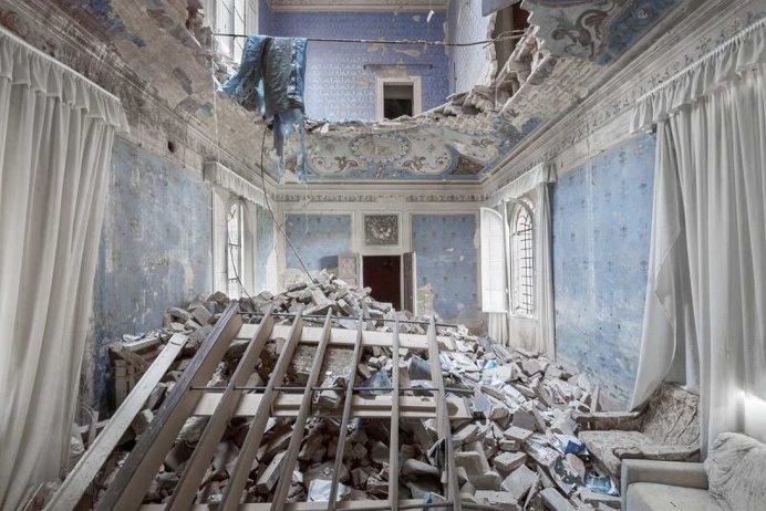 Mirna Pavlovic Documents The Decline of Grand European Villas