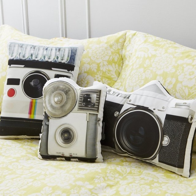 Vintage Camera Pillows by In The Seam #tech #flow #gadget #gift #ideas #cool