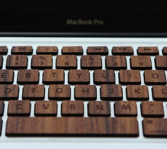 CJWHO ™ (A wooden keyboard made from Rosewood and Bamboo...) #sexy #macbook #apple #gadgets #keyboard #crafts #bamboo #design #wood #photography #rosewood #luxury