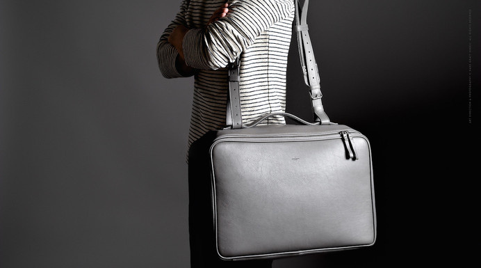 Carry On Suitcase by HardGraft #tech #flow #gadget #gift #ideas #cool