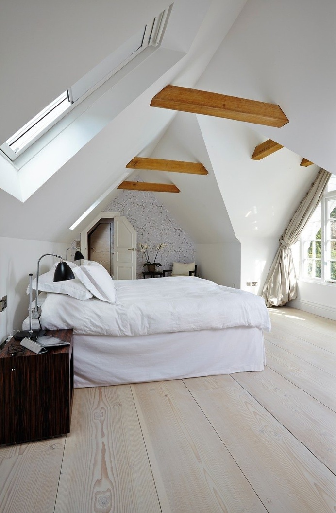 A Perfect Blend of Scandinavian and New England Style 13